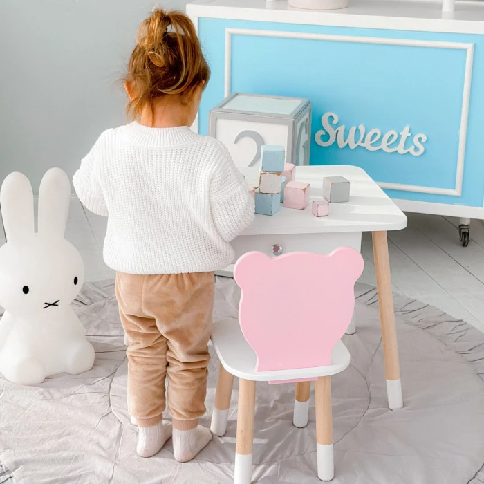 Стіл прямокутний з шухлядою 46х60х45 і стілець мордочка медвежа 26.5х26х25, комплект для дитячої кімнати, білий з рожевим