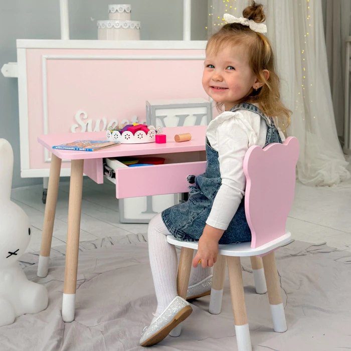 Стіл прямокутний з шухлядою 46х60х45 і стілець медвежа 26.5х26х25, столик та стільчик для дитячої кімнати, рожевий з білим