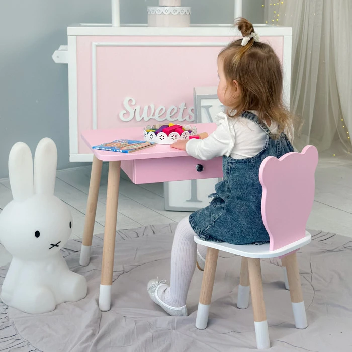 Стіл прямокутний з шухлядою 46х60х45 і стілець медвежа 26.5х26х25, столик та стільчик для дитячої кімнати, рожевий з білим