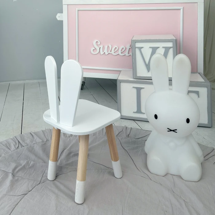 Дитячий стільчик вушка зайчика 26.5х26х25 см, стілець у дитячу кімнату до 7 років, білий