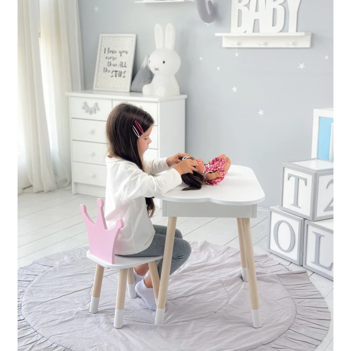 Столик хмаринка з зручною нішею 54х68х50 і стільчик корона 26.5х26х25, стіл та стілець в дитячу, білий з рожевим