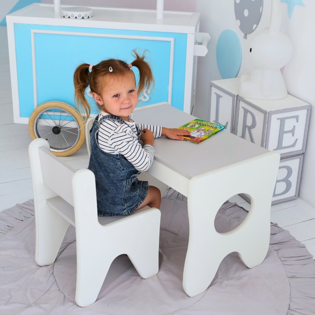 Удобный столик в детскую комнату 70×45×51, детский игровой стол с ящиком, белый с серым