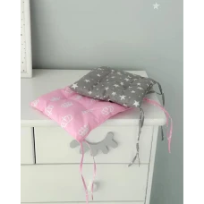 Подушка м'яка для дитячого стільчика 23х28, біла