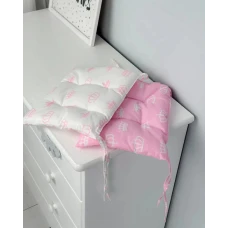 Подушка м'яка для дитячого стільчика 23х28, біла