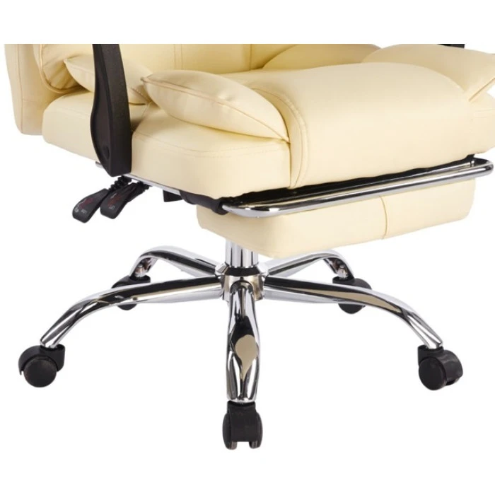 Кресло офисное с подставкой для ног Bonro B-058 бежевое