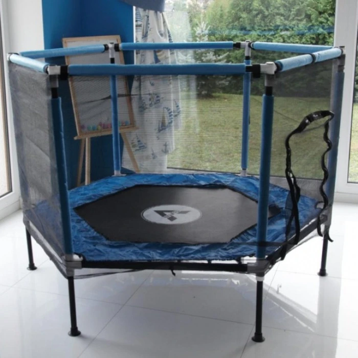 Батут для детей комнатный с сеткой Atleto 160 см синий KRB03