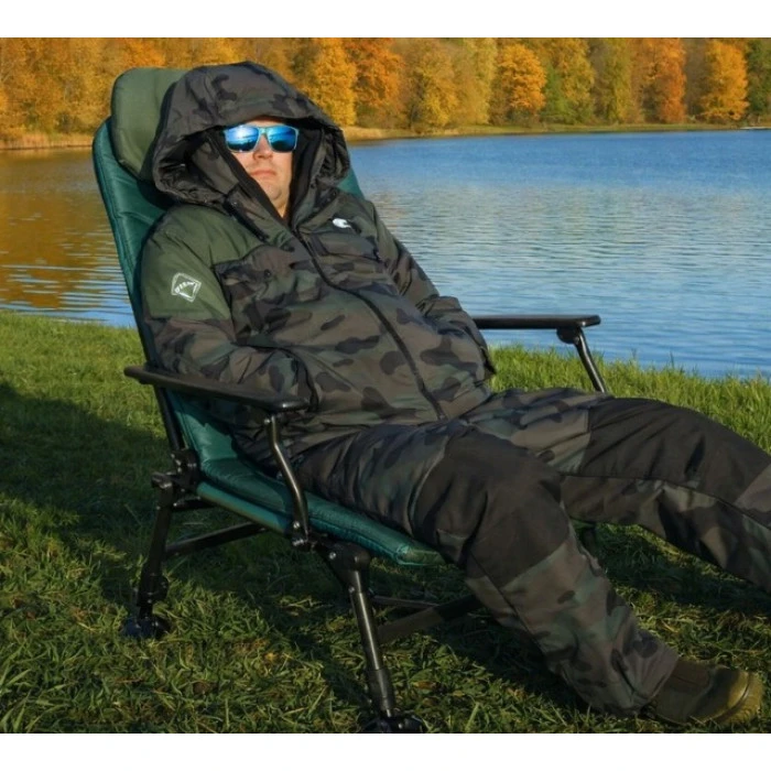 Крісло стілець рибальський шезлонг розкладний Bonro B-20 зелене