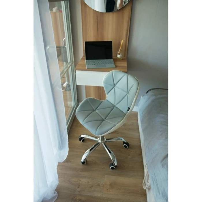 Кресло на колесах серое+белое комплект 4шт Bonro B-531