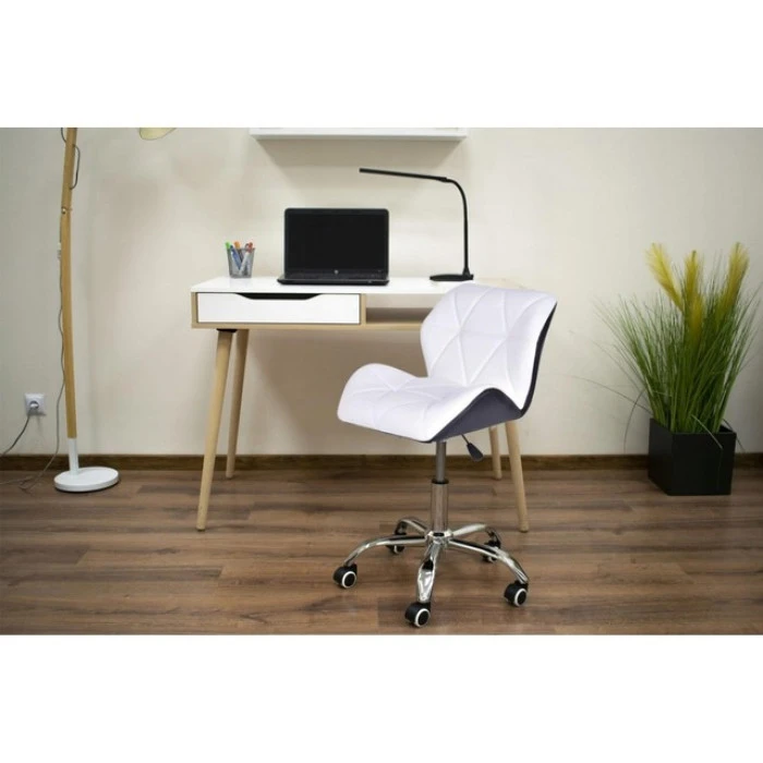 Кресло на колесах белое+черное комплект 4шт Bonro B-531