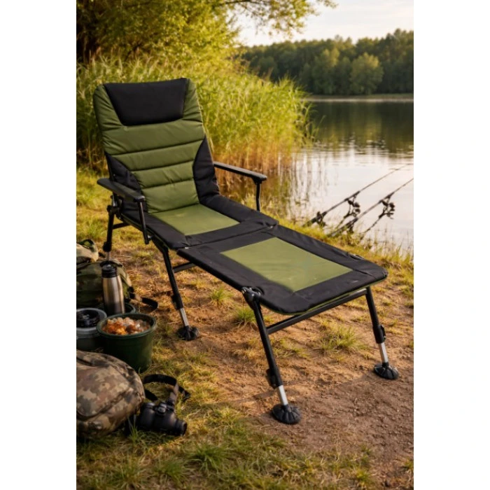 Крісло коропове розкладне Bonro B-24 чорно-зелений + підставка