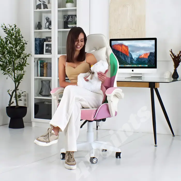 Геймерское игровое компьютерное кресло 4PointsGT для девушек с подушками раскладное розовое белое