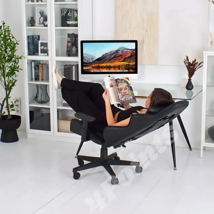 Геймерское игровое компьютерное кресло 4Points XT спортивное для пк с подушками раскладное черное