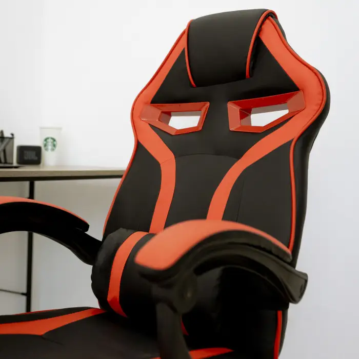 Геймерское игровое кресло компьютерное 4Points NT спортивное для пк с подушками раскладное красное