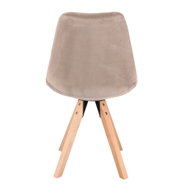 Стул Saida Jumi в скандинавском стиле с деревянными бежевыми ножками.