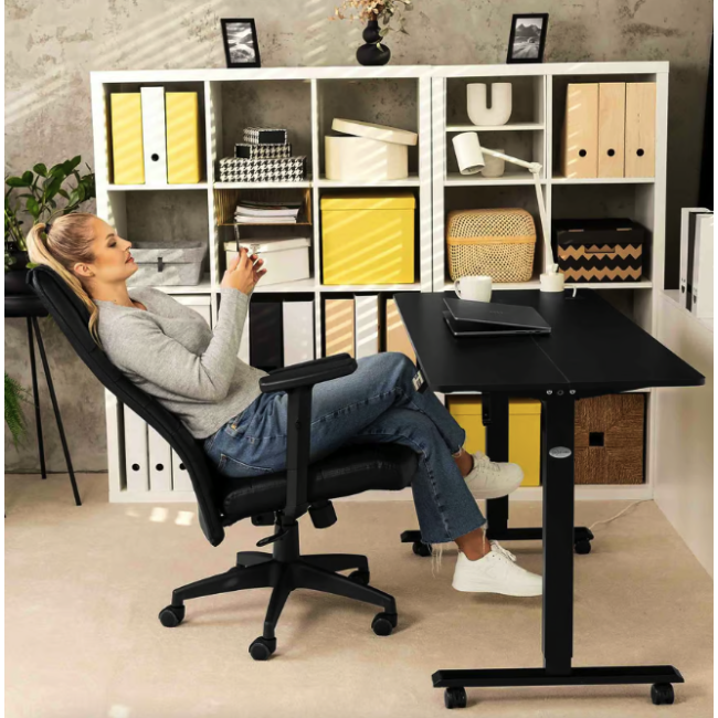 Офісне крісло Di Volio Adelo чорний