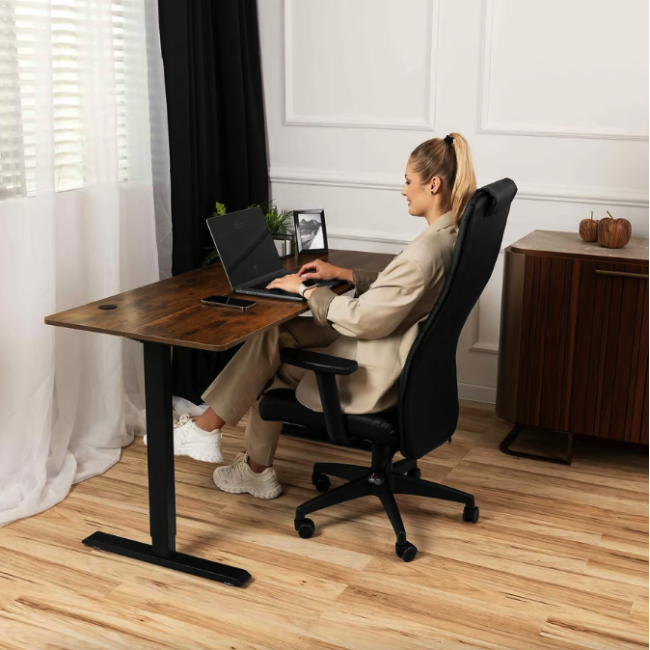 Офісне крісло Di Volio Adelo чорний