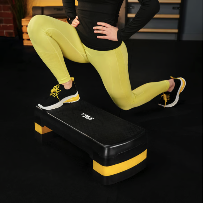Степ платформа Trex Sport TX-030AS 3 уровня черно-желтая