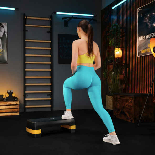 Степ платформа Trex Sport TX-030AS 3 уровня черно-желтая