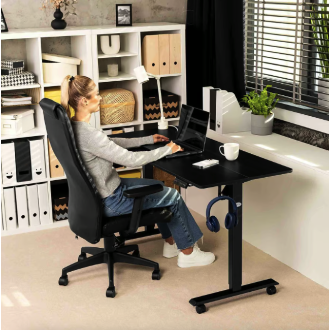 Офісне крісло Di Volio Adelo чорний