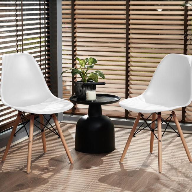 Стілець Eva Jumi у скандинавському стилі з дерев'яними ніжками білий