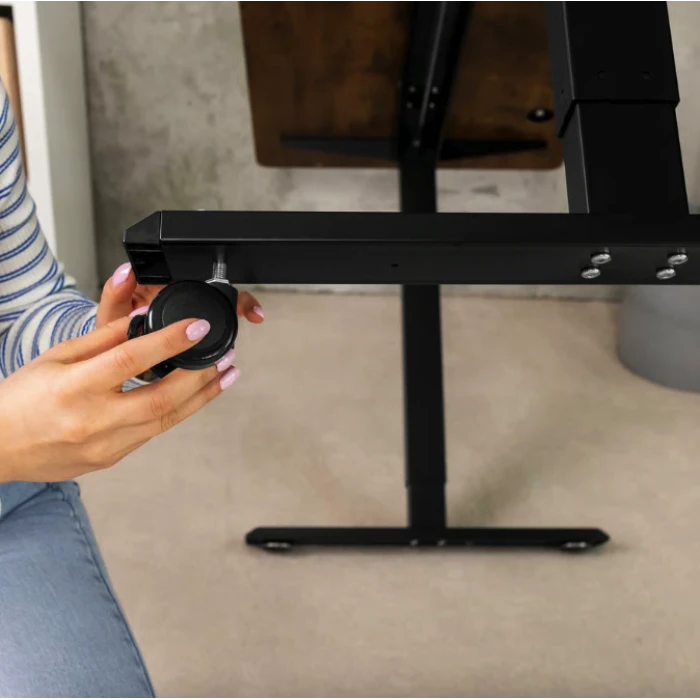 Комп'ютерний стіл з регульованою висотою Di Volio Amone чорний