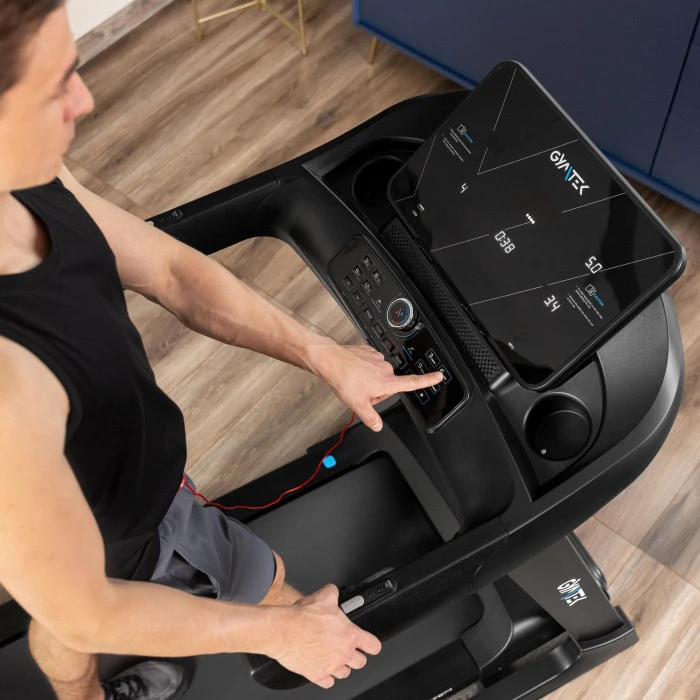 Бігова доріжка GYMTEK XT800
