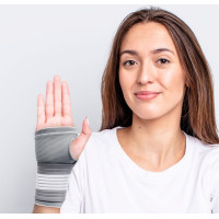 Фиксатор запястья и ладони Gymtek размер М серый