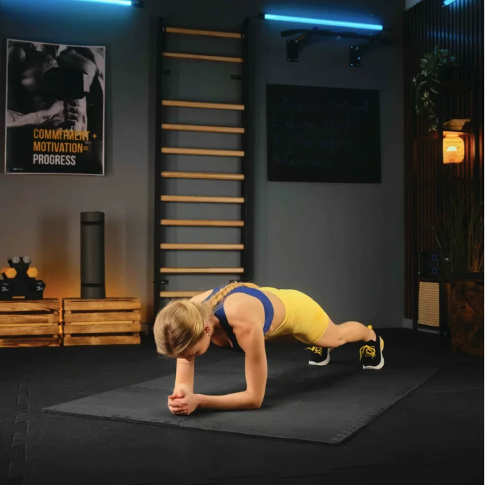 Мат-пазл EVA 1см Trex Sport TX-010PM - 24 частей черный