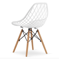 Стілець Leobert Sakai з дерев'яними ніжками ажурна спинка білий