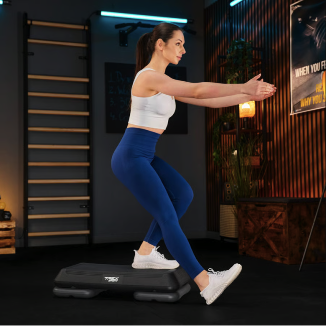 Степ платформа Trex Sport TX-038PAS к аэробике 3-уровневая черная