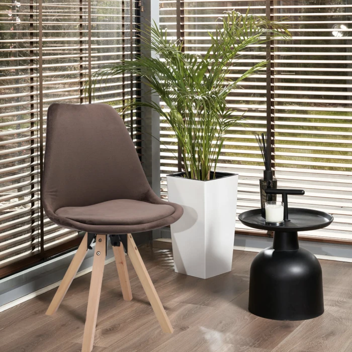 Стілець Saida Jumi у скандинавському стилі з дерев'яними ніжками коричневий