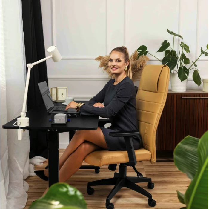 Комп'ютерний стіл з регульованою висотою Di Volio Biago чорний