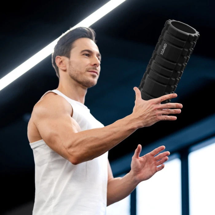 Массажный ролик Gymtek для йоги и фитнеса EVA 33*14см черно-белый