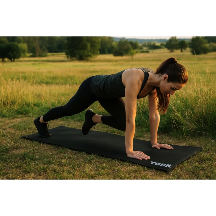 Килимок (мат) для фітнесу та йоги York Fitness 0,3см чорний