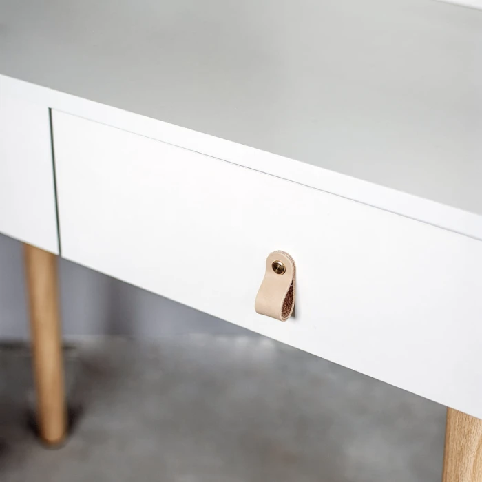 Туалетный столик Jumi Scandi с зеркалом (кожаные ручки) белый + стул Saida бежевый