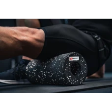 Роллер массажер (валик, ролик) гладкий Hop-Sport EPP 33см HS-P033YG черно-белый