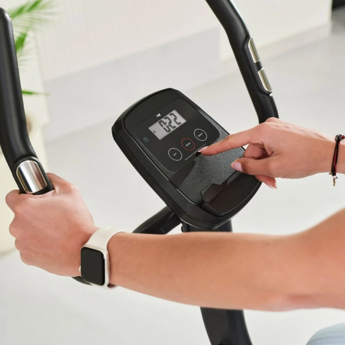 Велотренажер Hop-Sport HS-3000H Nexon черный магнитный