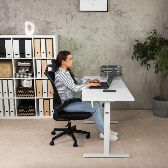 Офисное кресло Di Volio Praso черный