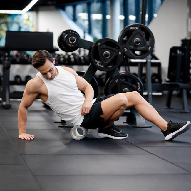 Массажный ролик Gymtek для йоги и фитнеса EVA 33*14см серый