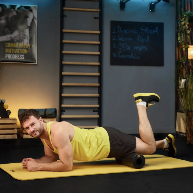 Роллер массажер гладкий Trex Sport TX-033EPR EPP 33см черный