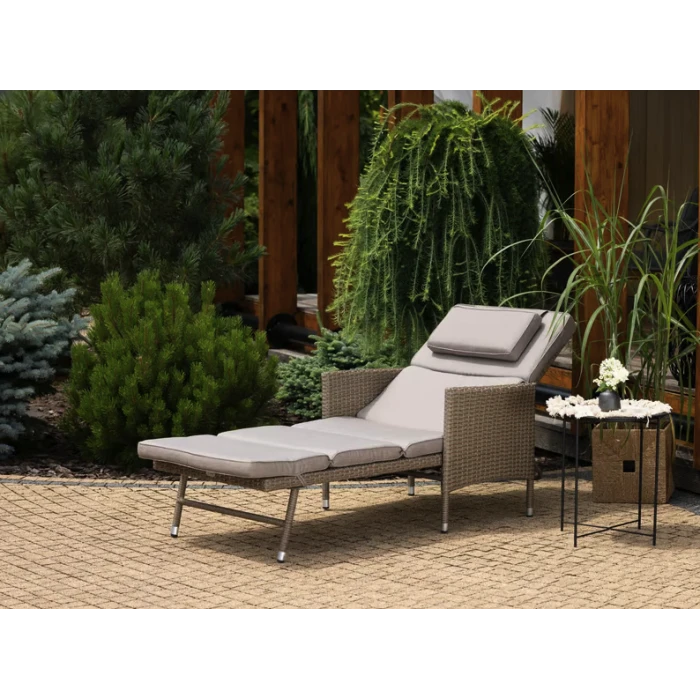 Садовый шезлонг Di Volio Breso из бежевого ротанга