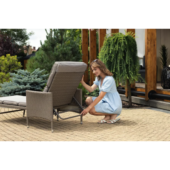 Садовый шезлонг Di Volio Breso из бежевого ротанга