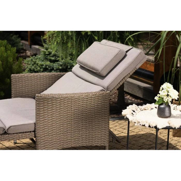 Садовый шезлонг Di Volio Breso из бежевого ротанга