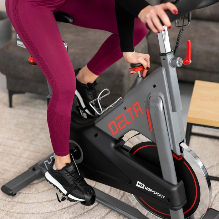Спинбайк Hop-Sport HS-065IC черно-серый Delta