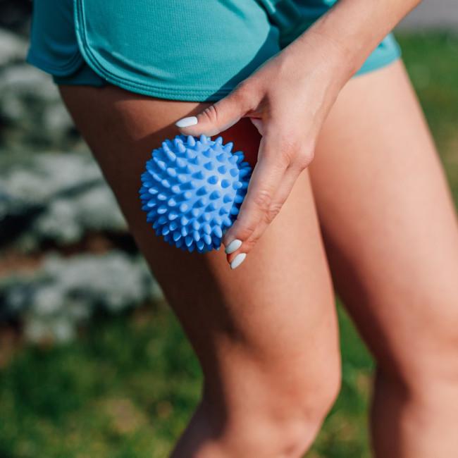 Набор массажных мячей Gymtek 70 мм 2 шт твердый/мягкий серо-голубой