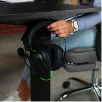 Компьютерный угловой стол Di Volio Trani с регулируемой высотой черный