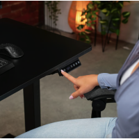 Компьютерный угловой стол Di Volio Trani с регулируемой высотой черный