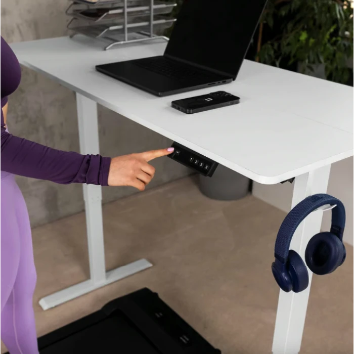 Компьютерный стол с регулируемой высотой Di Volio Amone белый