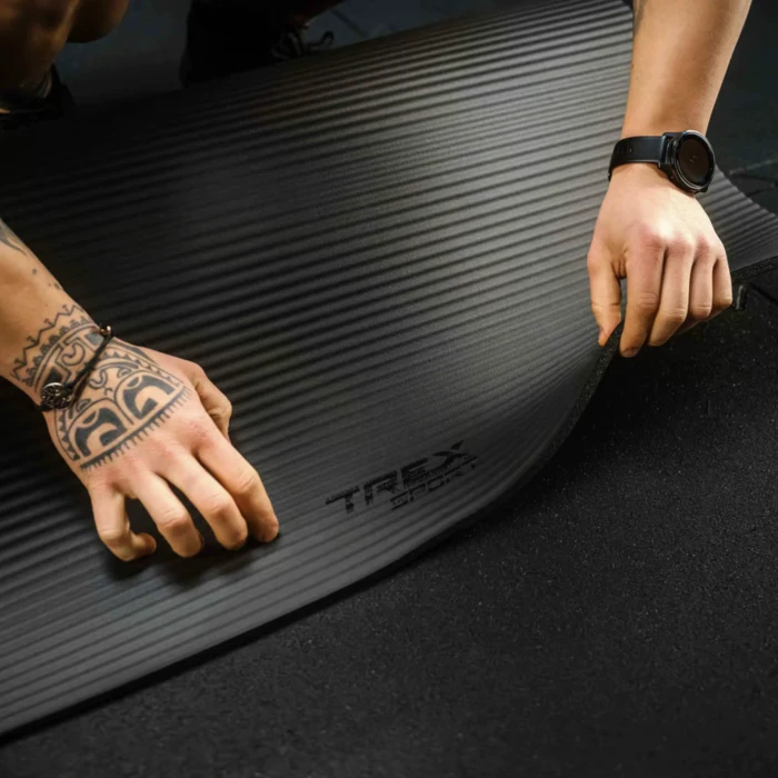 Коврик для йоги TX-019NGM NBR 1см 190х80 черный