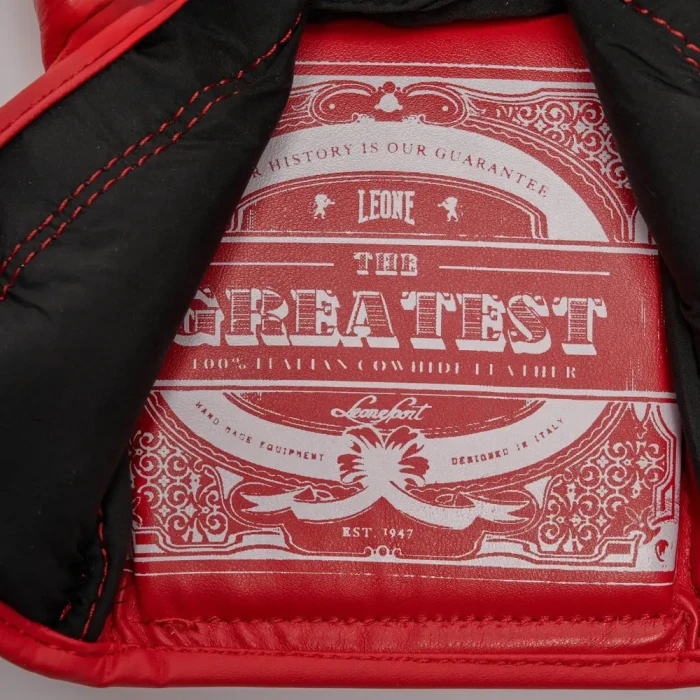 Перчатки боксерские с бинтами Leone GN111 THE GREATEST размер 16 унций, красные